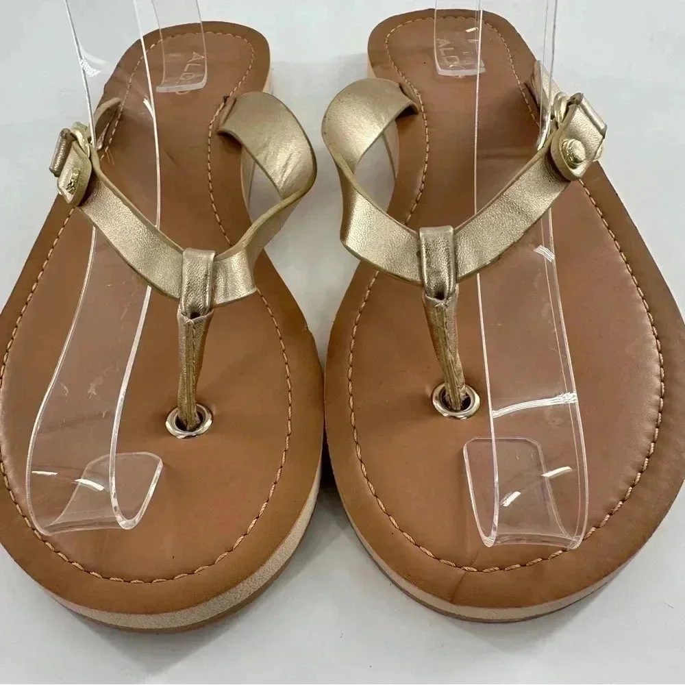 Aldo womens sandals size 9 40 gold leather flip flops coastal resort wear